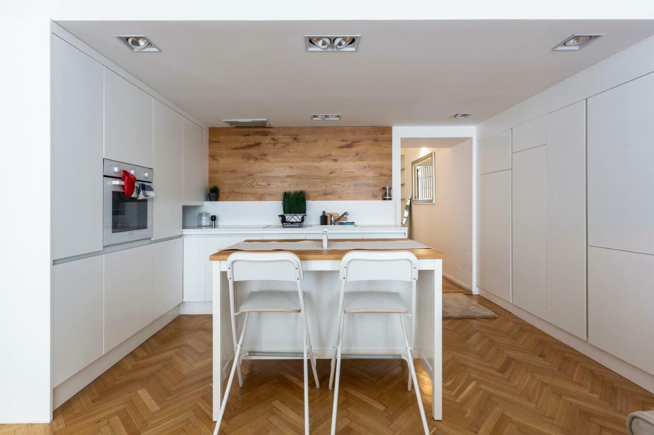 Exclusive Downtown Bella Home Budapest Exterior foto