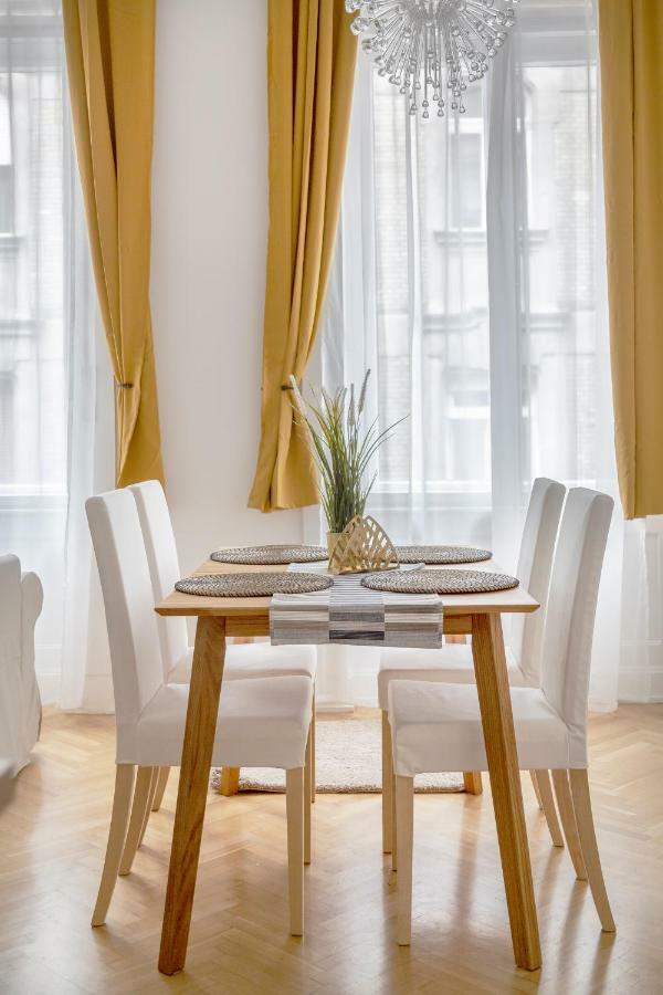 Exclusive Downtown Bella Home Budapest Exterior foto